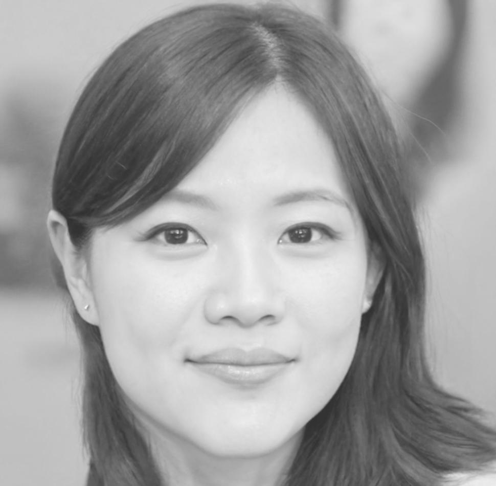 Istruttrice di hair styling specializzata in colorazione